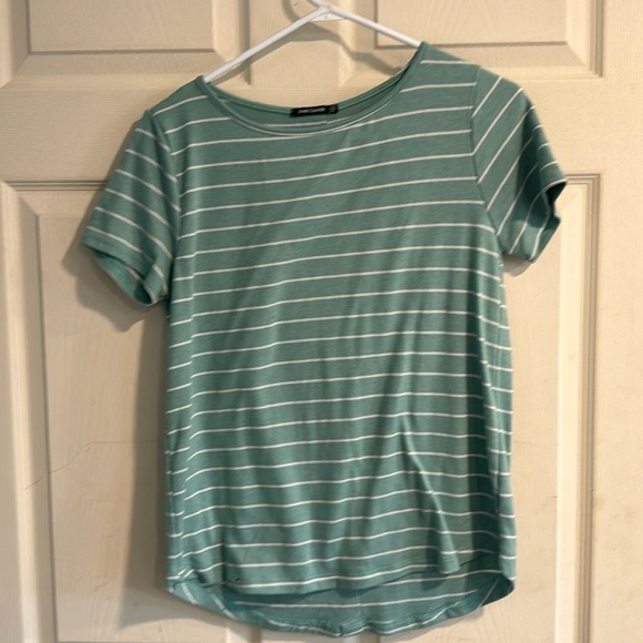 Pink Clover Tops - Women’s medium pink clover blue and white stripes blouse